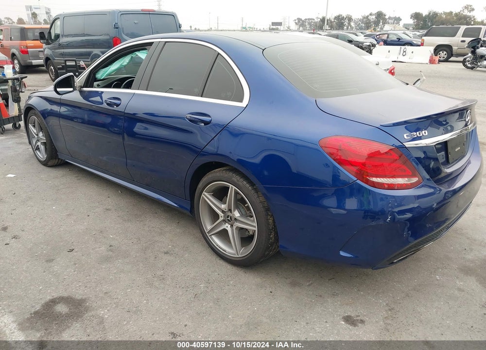 2018 MERCEDES-BENZ C 300 VIN: 55SWF4JB8JU240768