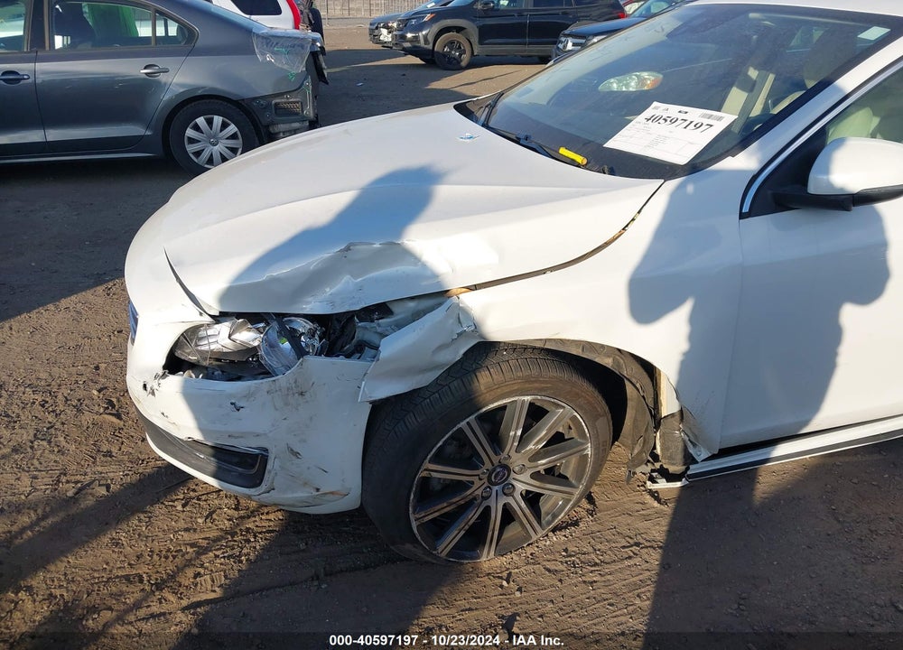 2017 VOLVO S60 INSCRIPTION T5 VIN: LYV402TK2HB128958
