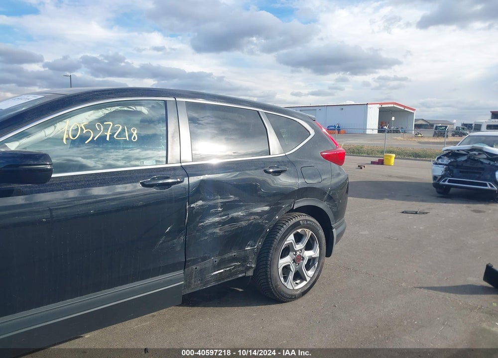 2018 HONDA CR-V EX VIN: 7FARW2H53JE027279