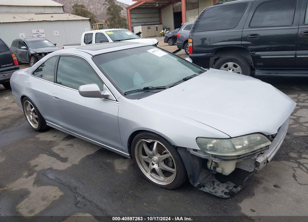 2001 HONDA ACCORD 3.0 EX VIN: 1HGCG22581A034231