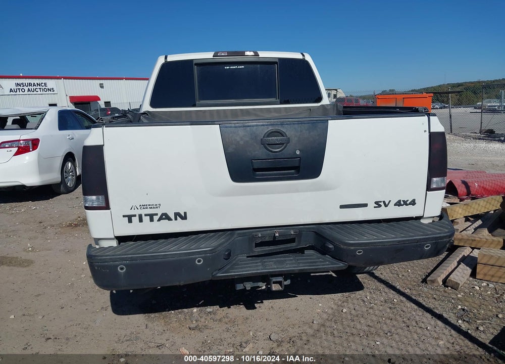 2011 NISSAN TITAN SV VIN: 1N6BA0EC9BN318193