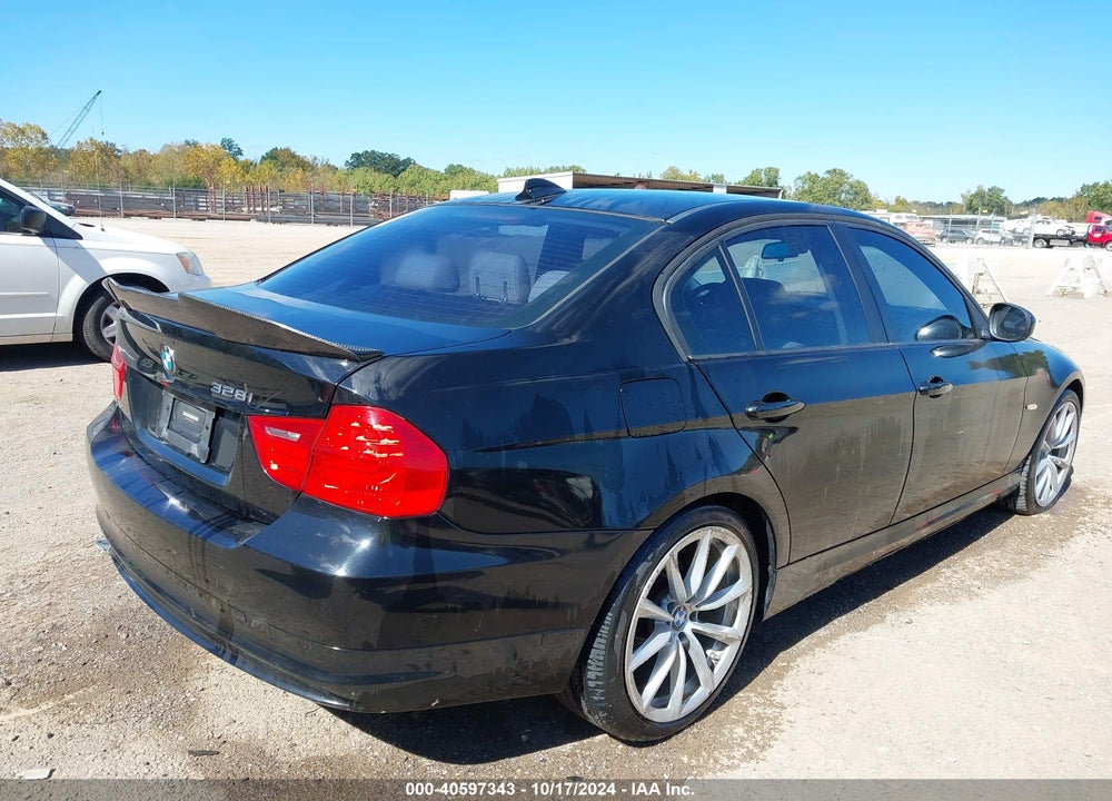 2011 BMW 328I VIN: WBAPH7G58BNN07314