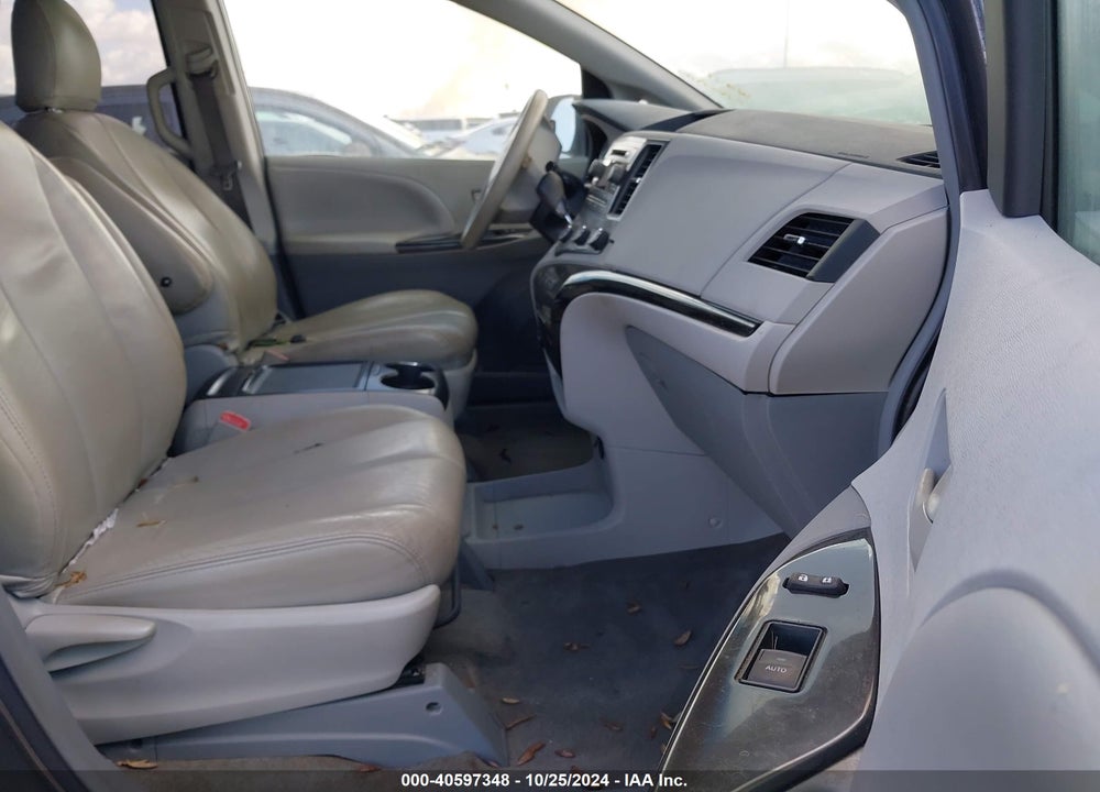 2012 TOYOTA SIENNA LE V6 8 PASSENGER VIN: 5TDKK3DC8CS251018