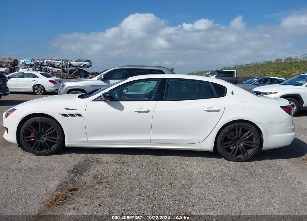 2022 MASERATI QUATTROPORTE MODENA VIN: ZAM56YPM7N1380821