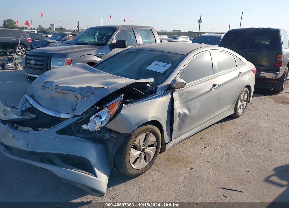 2014 HYUNDAI SONATA GLS VIN: 5NPEB4AC0EH823649