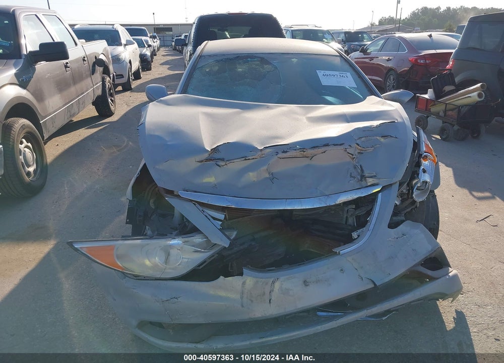 2014 HYUNDAI SONATA GLS VIN: 5NPEB4AC0EH823649