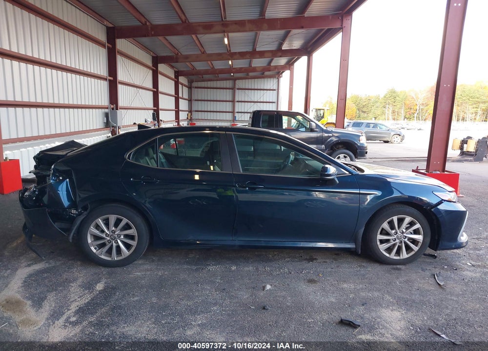 2021 TOYOTA CAMRY LE VIN: 4T1C11AK8MU556776