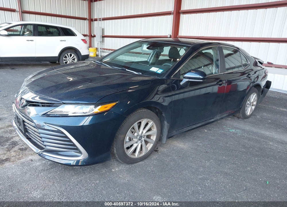 2021 TOYOTA CAMRY LE VIN: 4T1C11AK8MU556776