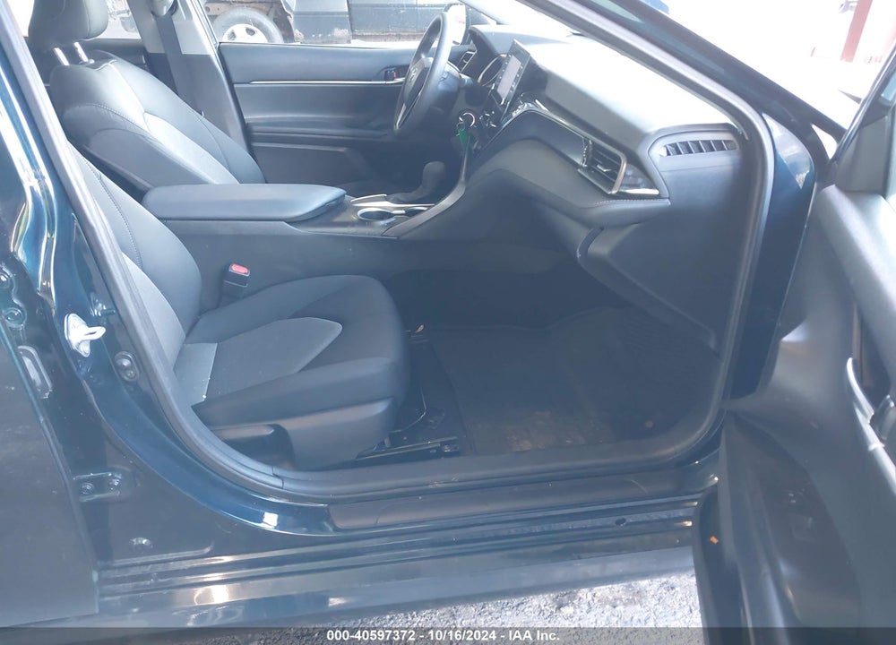 2021 TOYOTA CAMRY LE VIN: 4T1C11AK8MU556776