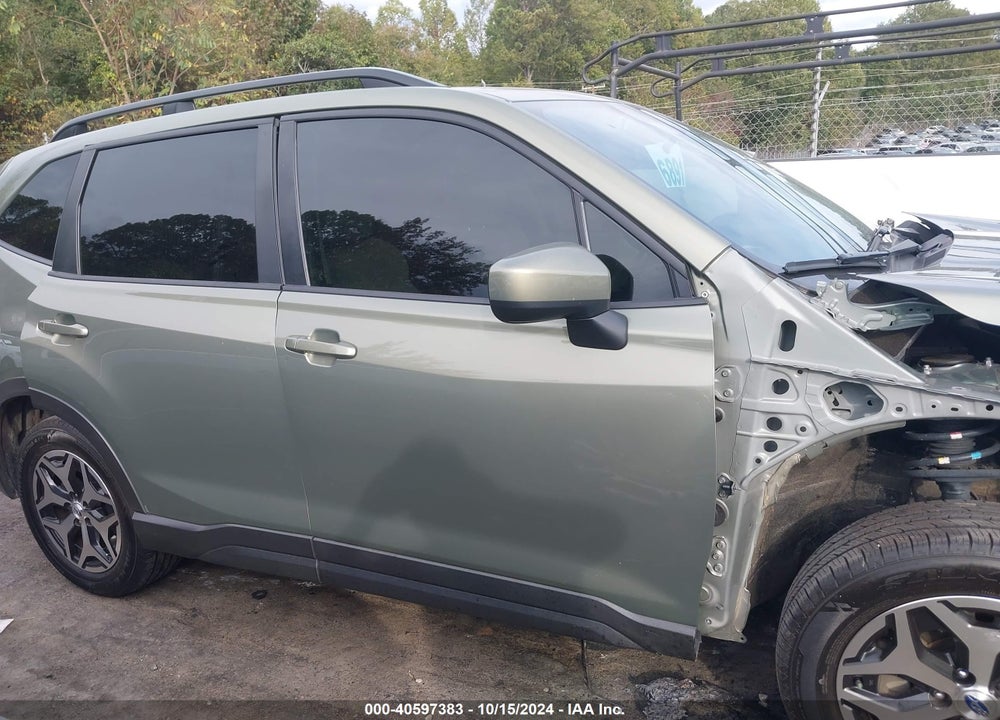 2020 SUBARU FORESTER PREMIUM VIN: JF2SKAGC4LH595306
