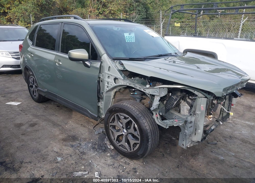 2020 SUBARU FORESTER PREMIUM VIN: JF2SKAGC4LH595306