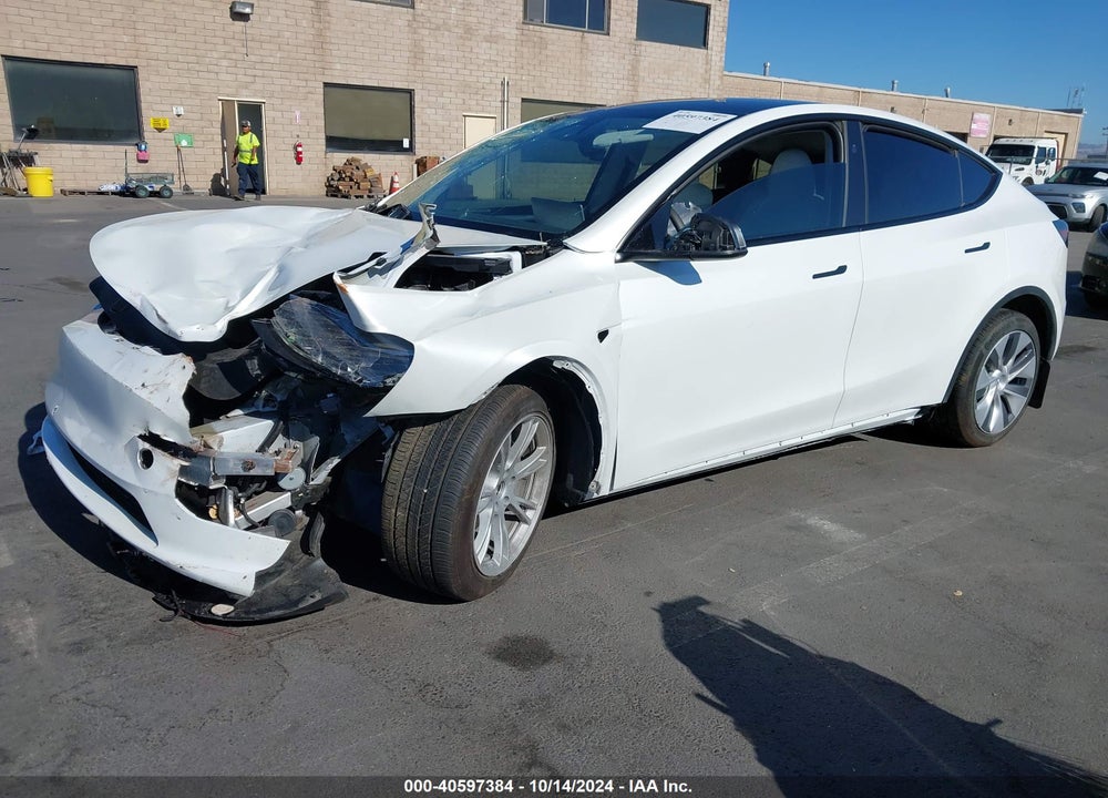 2023 TESLA MODEL Y AWD/LONG RANGE DUAL MOTOR ALL-WHEEL DRIVE VIN: 7SAYGDEE1PF920924