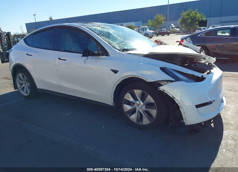 2023 TESLA MODEL Y AWD/LONG RANGE DUAL MOTOR ALL-WHEEL DRIVE VIN: 7SAYGDEE1PF920924
