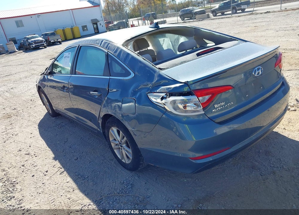 2016 HYUNDAI SONATA VIN: 5NPE24AF1GH411673
