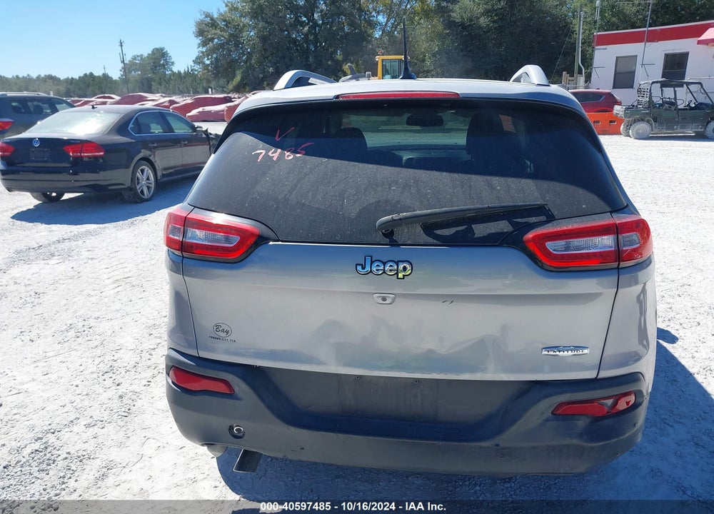 2015 JEEP CHEROKEE LATITUDE VIN: 1C4PJLCB6FW721505