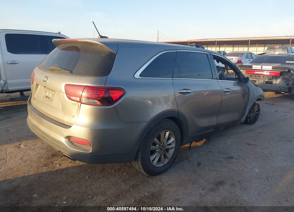 2019 KIA SORENTO 2.4L L VIN: 5XYPG4A36KG437783