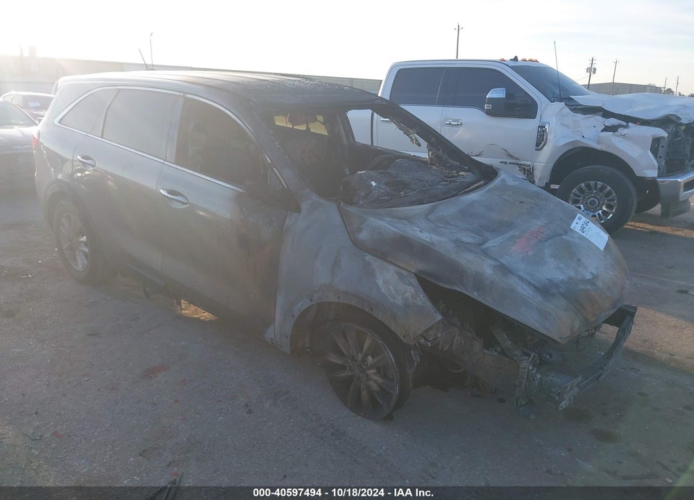 2019 KIA SORENTO 2.4L L VIN: 5XYPG4A36KG437783