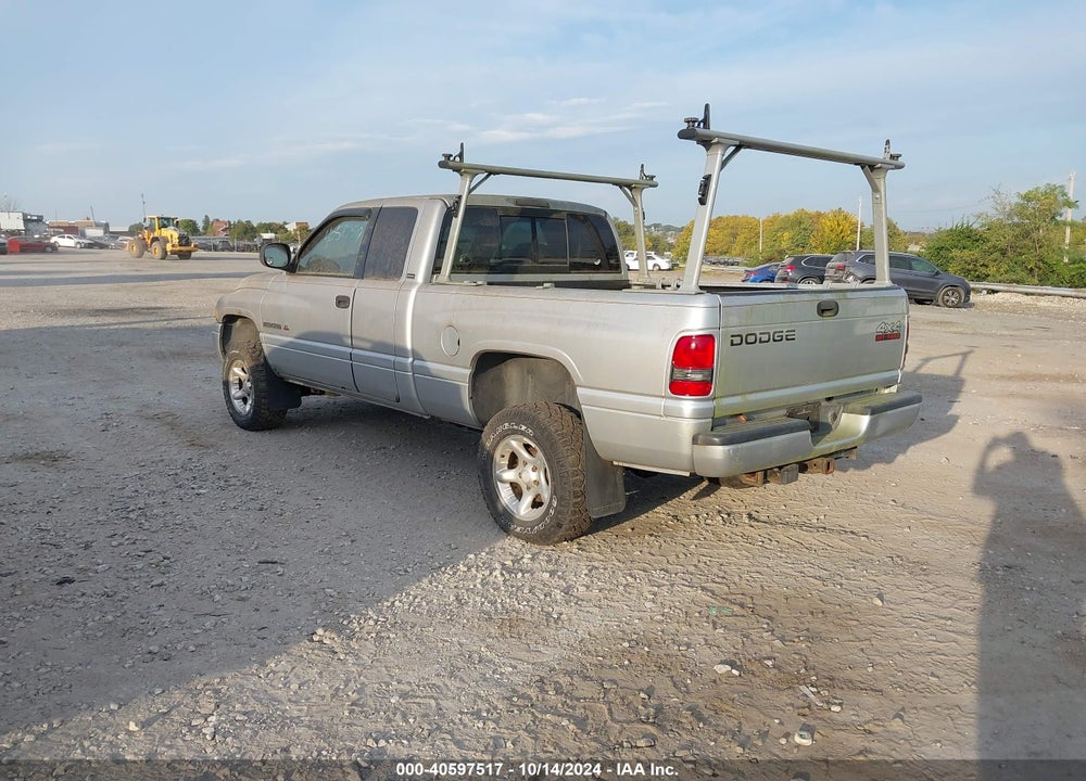 2001 DODGE RAM 1500 ST VIN: 3B7HF13Y31G715165