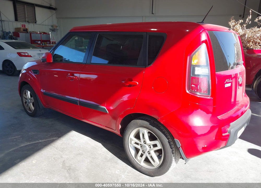 2011 KIA SOUL VIN: KNDJT2A28B7300726