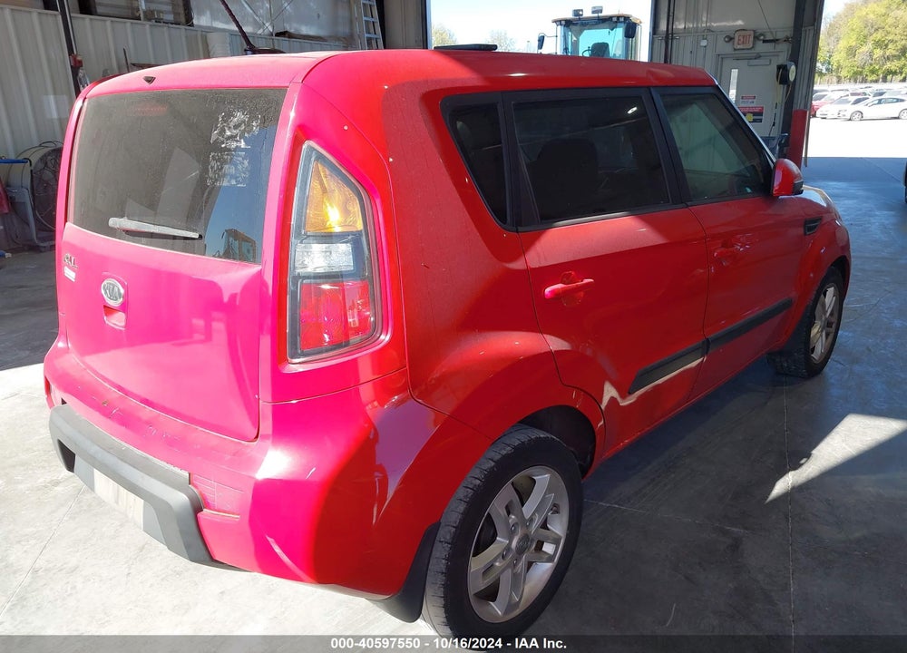 2011 KIA SOUL VIN: KNDJT2A28B7300726