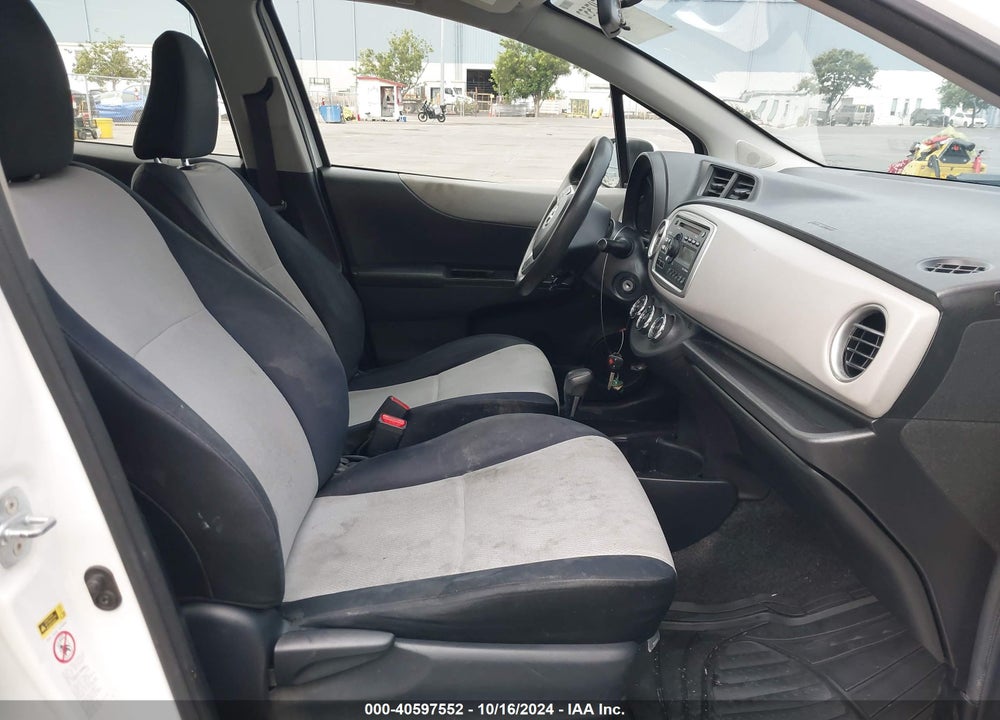 2012 TOYOTA YARIS LE VIN: JTDKTUD34CD523739