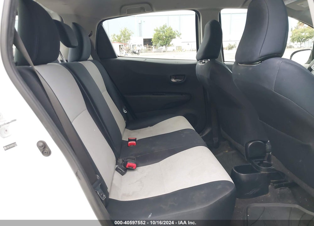 2012 TOYOTA YARIS LE VIN: JTDKTUD34CD523739