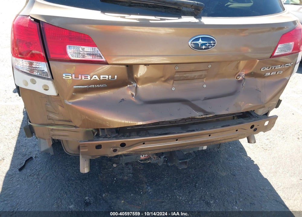 2013 SUBARU OUTBACK 3.6R LIMITED VIN: 4S4BRDKCXD2231216