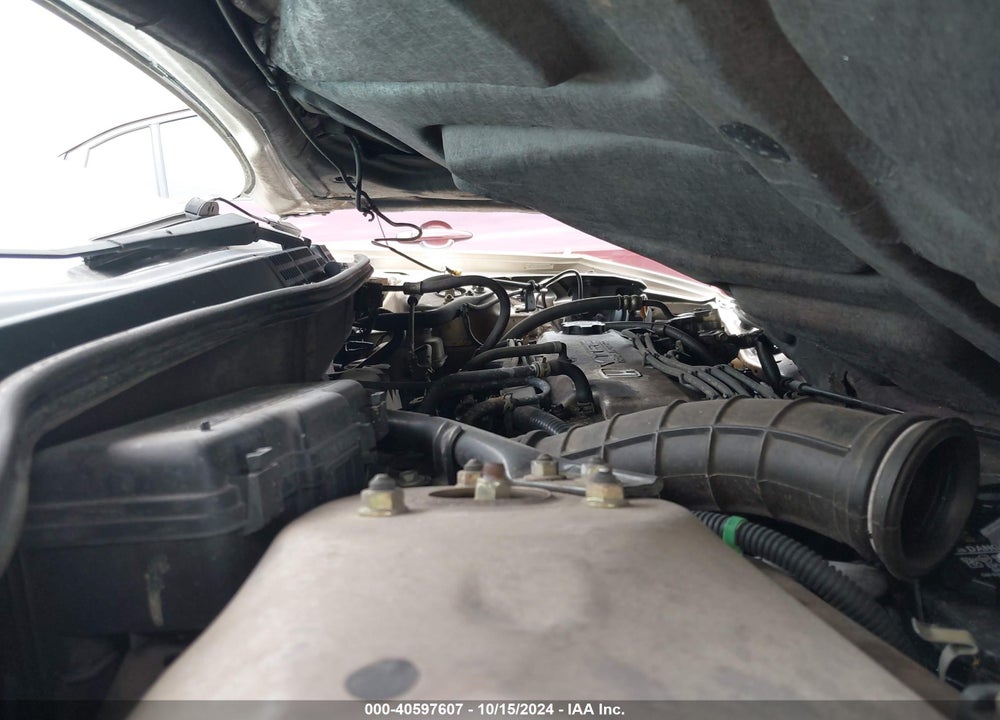 2001 HONDA ACCORD 2.3 LX VIN: 1HGCG56411A066098
