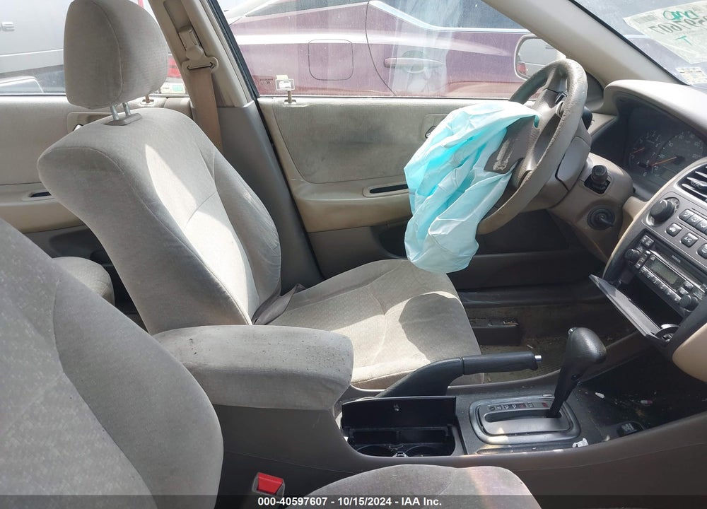 2001 HONDA ACCORD 2.3 LX VIN: 1HGCG56411A066098