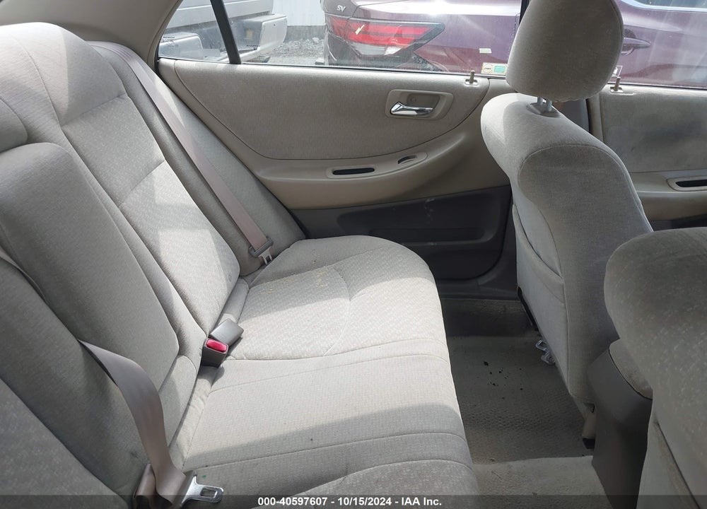 2001 HONDA ACCORD 2.3 LX VIN: 1HGCG56411A066098