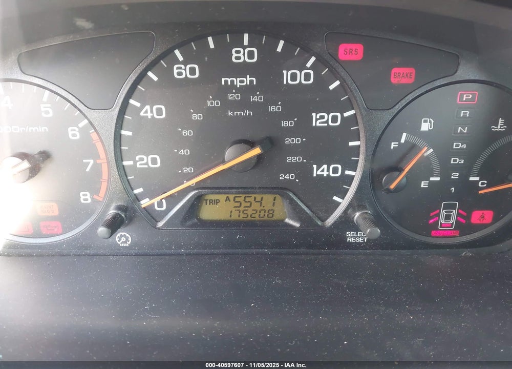 2001 HONDA ACCORD 2.3 LX VIN: 1HGCG56411A066098
