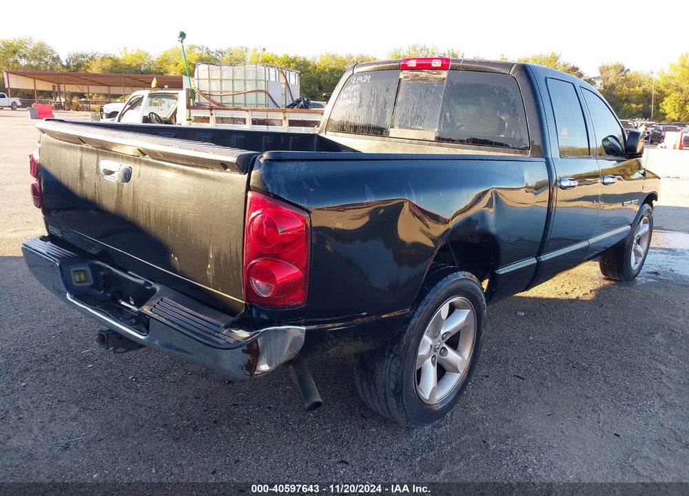 2007 DODGE RAM 1500 SLT VIN: 1D7HA182X7S237336