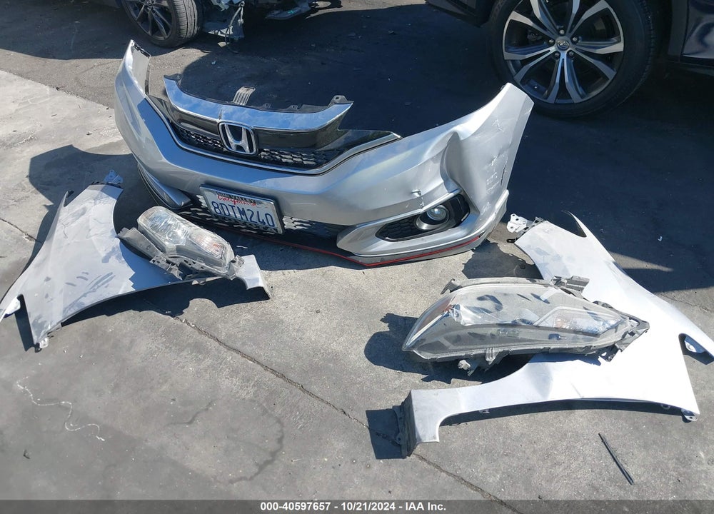 2018 HONDA FIT SPORT VIN: 3HGGK5G6XJM733950