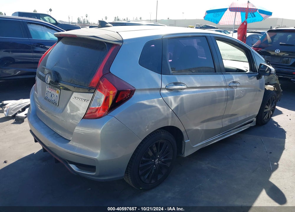 2018 HONDA FIT SPORT VIN: 3HGGK5G6XJM733950