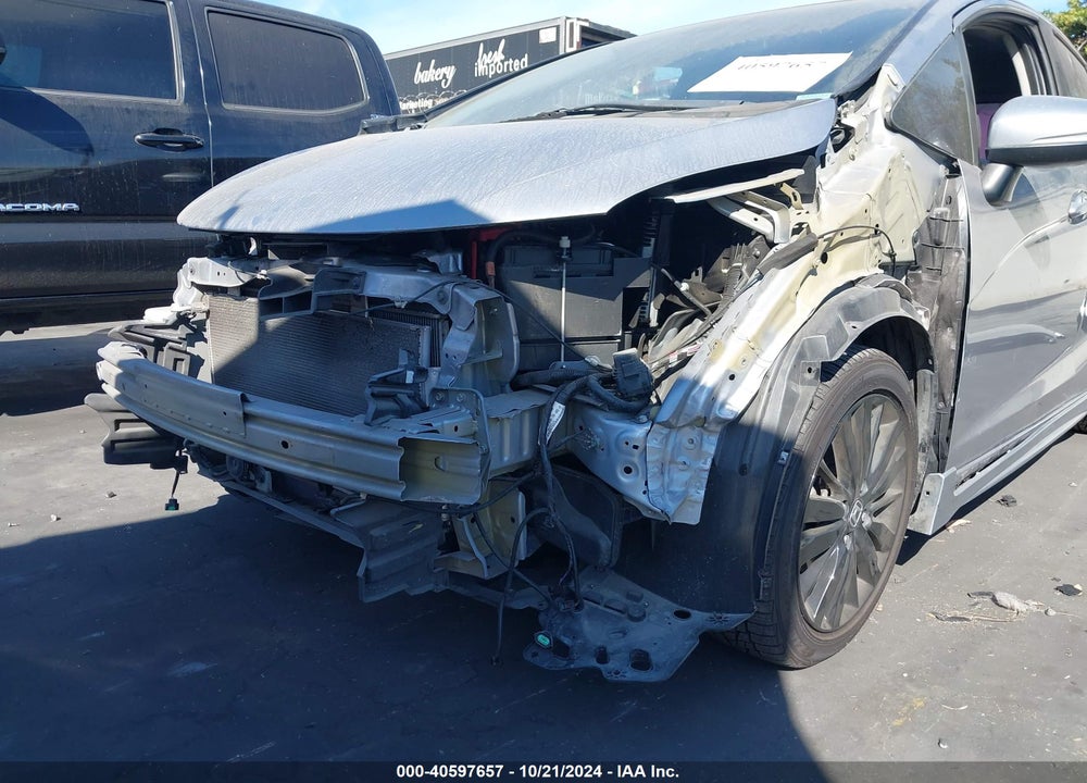 2018 HONDA FIT SPORT VIN: 3HGGK5G6XJM733950
