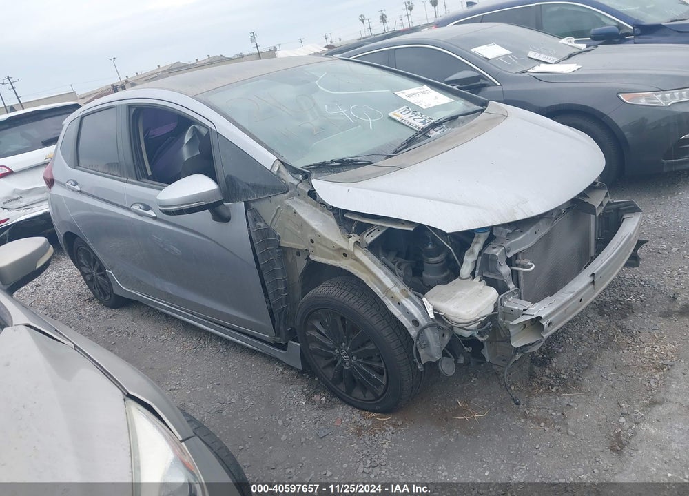 2018 HONDA FIT SPORT VIN: 3HGGK5G6XJM733950