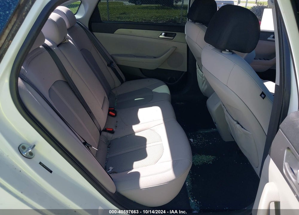 2016 HYUNDAI SONATA SE VIN: 5NPE24AF9GH428558