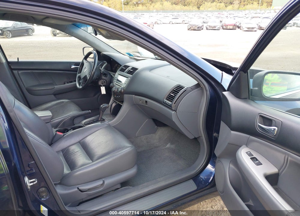 2007 HONDA ACCORD 2.4 EX VIN: 1HGCM56847A119851