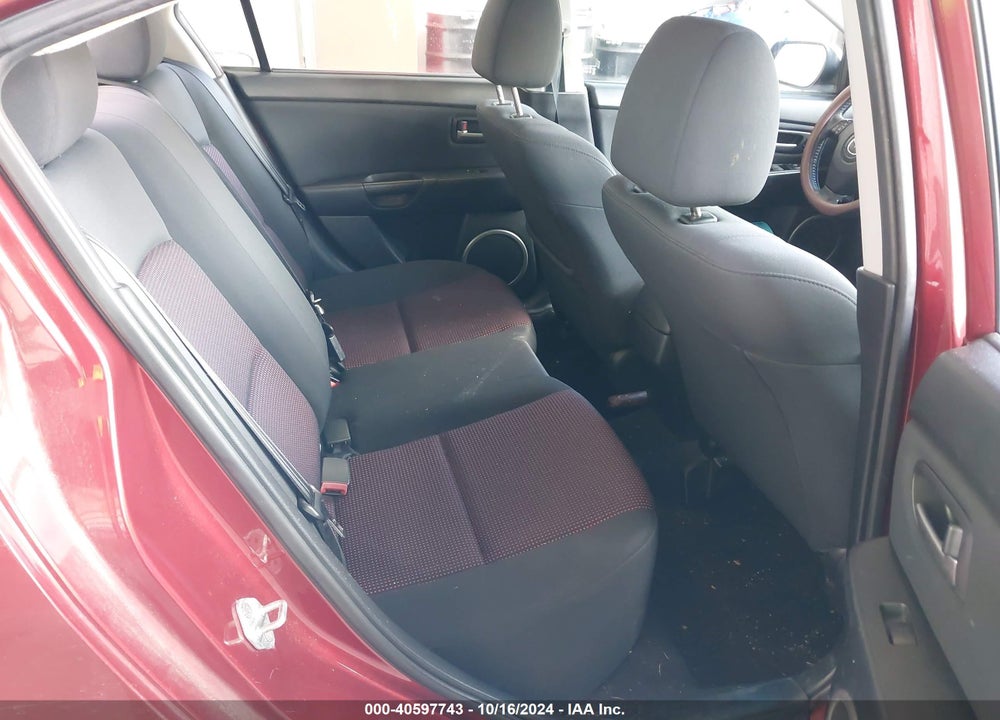 2006 MAZDA 3 S TOURING VIN: JM1BK324261480906