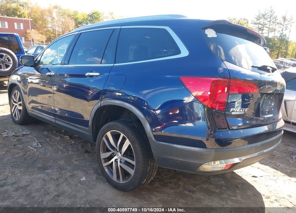 2017 HONDA PILOT TOURING VIN: 5FNYF6H97HB037051