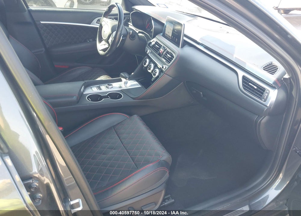 2019 GENESIS G70 2.0T ADVANCED VIN: KMTG44LA6KU033953