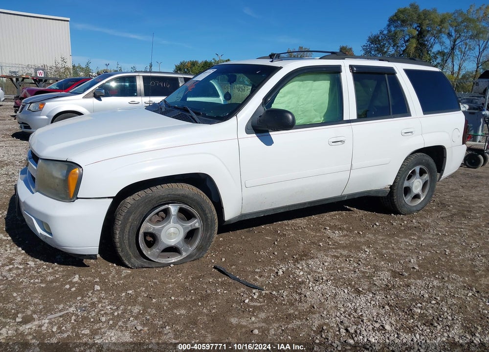2008 CHEVROLET TRAILBLAZER LT VIN: 1GNDT13S382125884