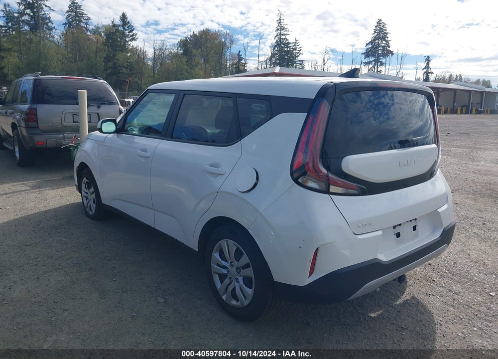 2023 KIA SOUL LX VIN: KNDJ23AU1P7860038