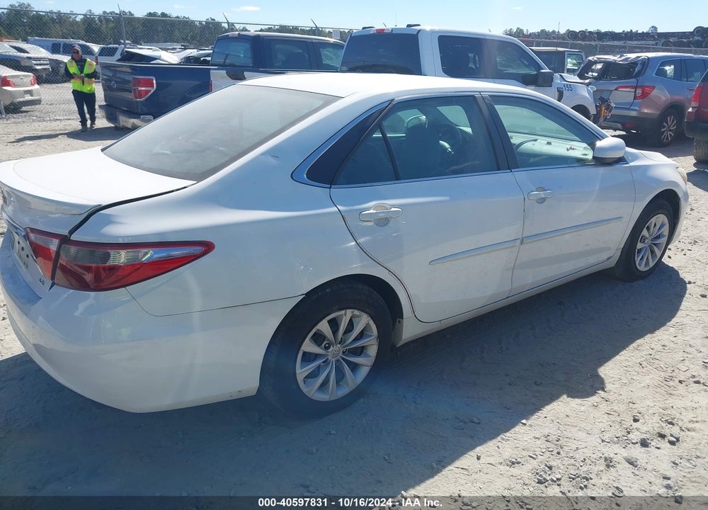 2015 TOYOTA CAMRY LE VIN: 4T1BF1FK3FU913869