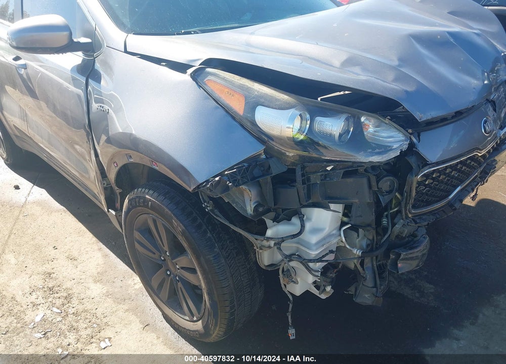 2019 KIA SPORTAGE LX VIN: KNDPMCAC7K7528433