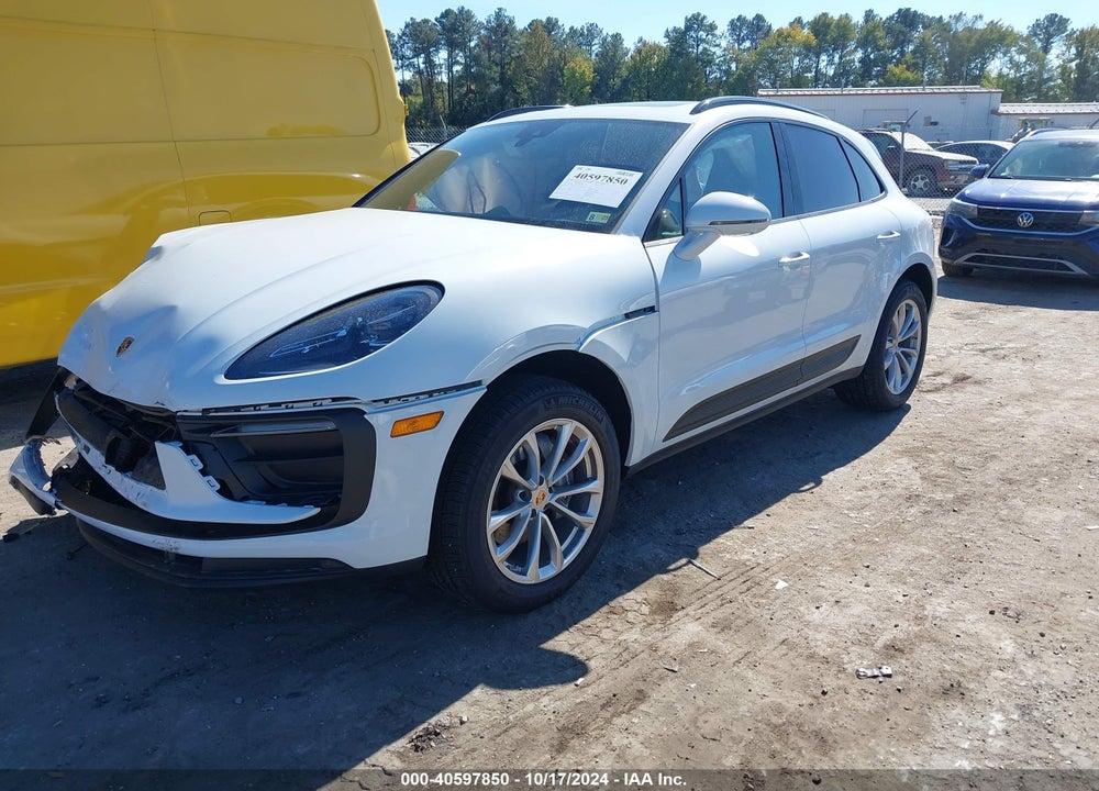 2024 PORSCHE MACAN T VIN: WP1AA2A52RLB04510