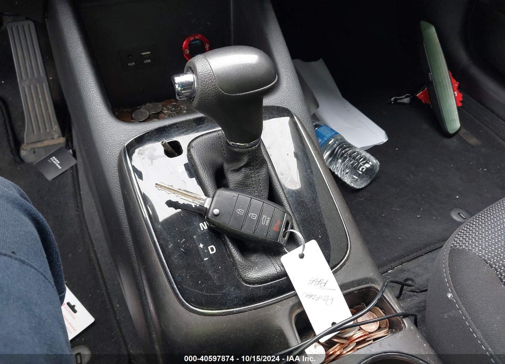 2017 KIA FORTE LX VIN: 3KPFK4A73HE040051