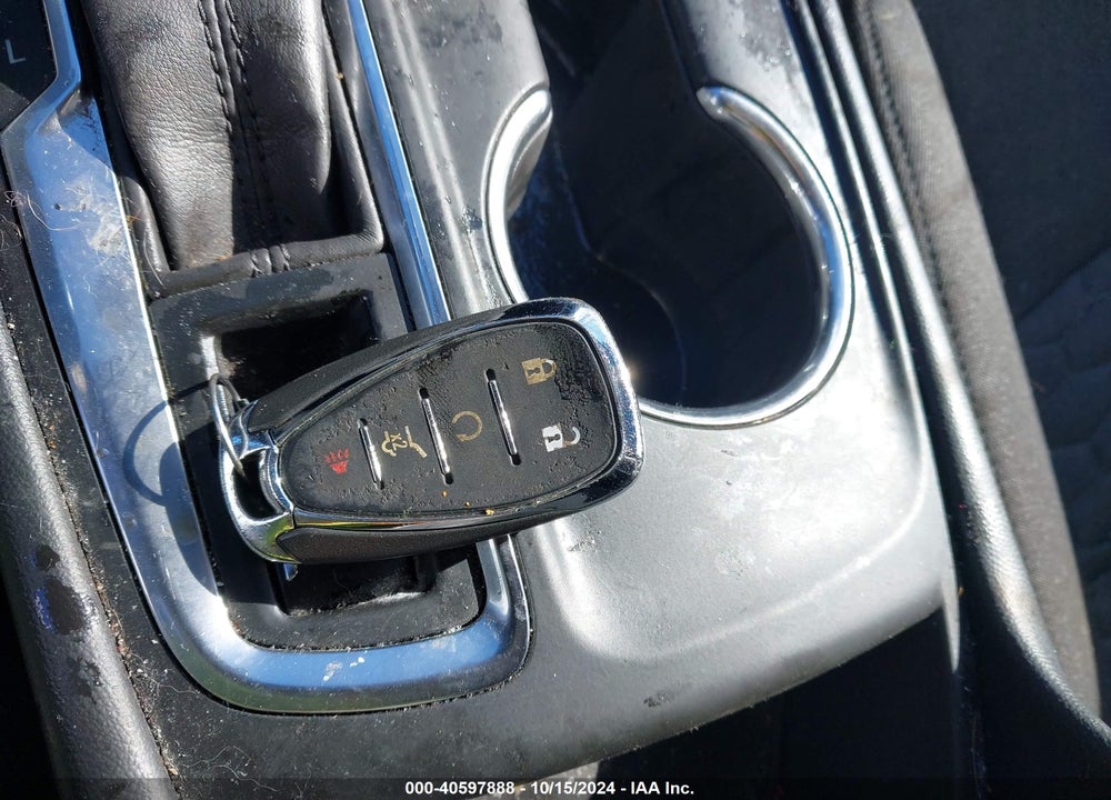 2019 CHEVROLET EQUINOX LT VIN: 3GNAXKEV0KS527877
