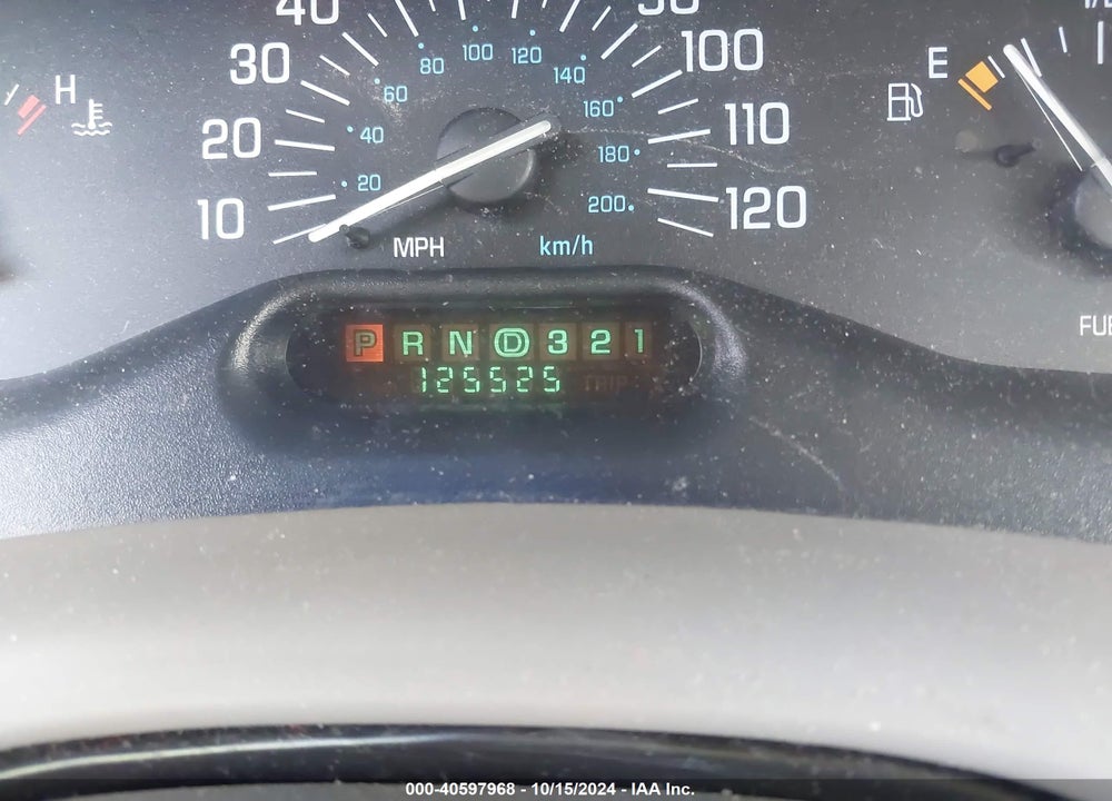 2000 BUICK CENTURY CUSTOM VIN: 2G4WS52J3Y1327558