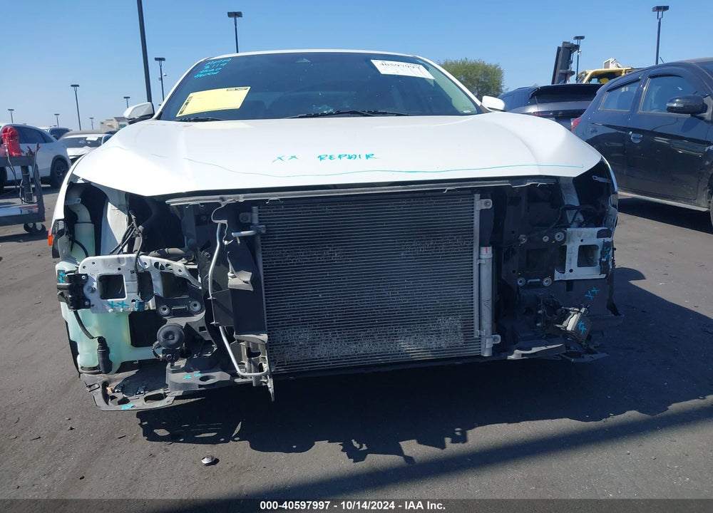 2019 HONDA CIVIC LX VIN: 2HGFC2F61KH551370